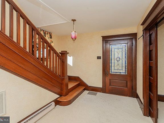 2nd image of 79 Gunn Ln