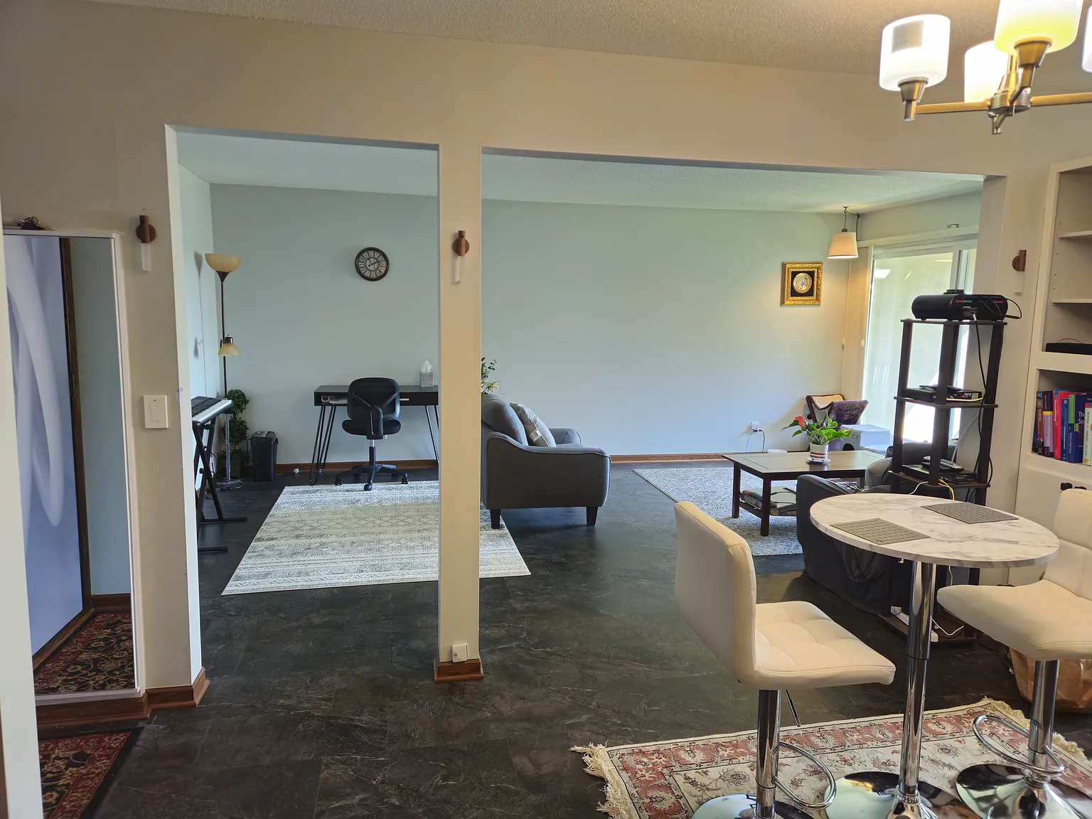 2 bed, 929 sqft, $1,295 — Photo 4