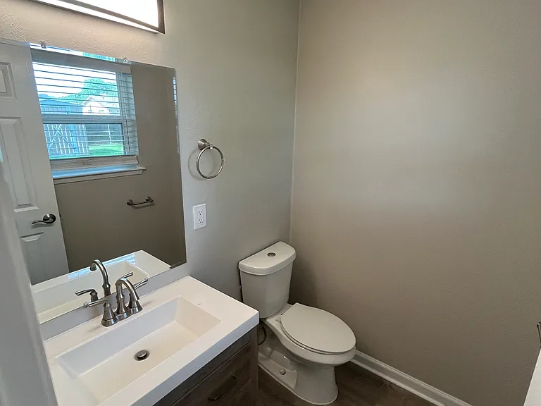 1009 Foxe Basin Dr — Photo 9