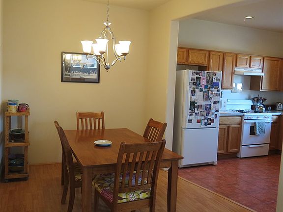 3rd image of 745 Aster St