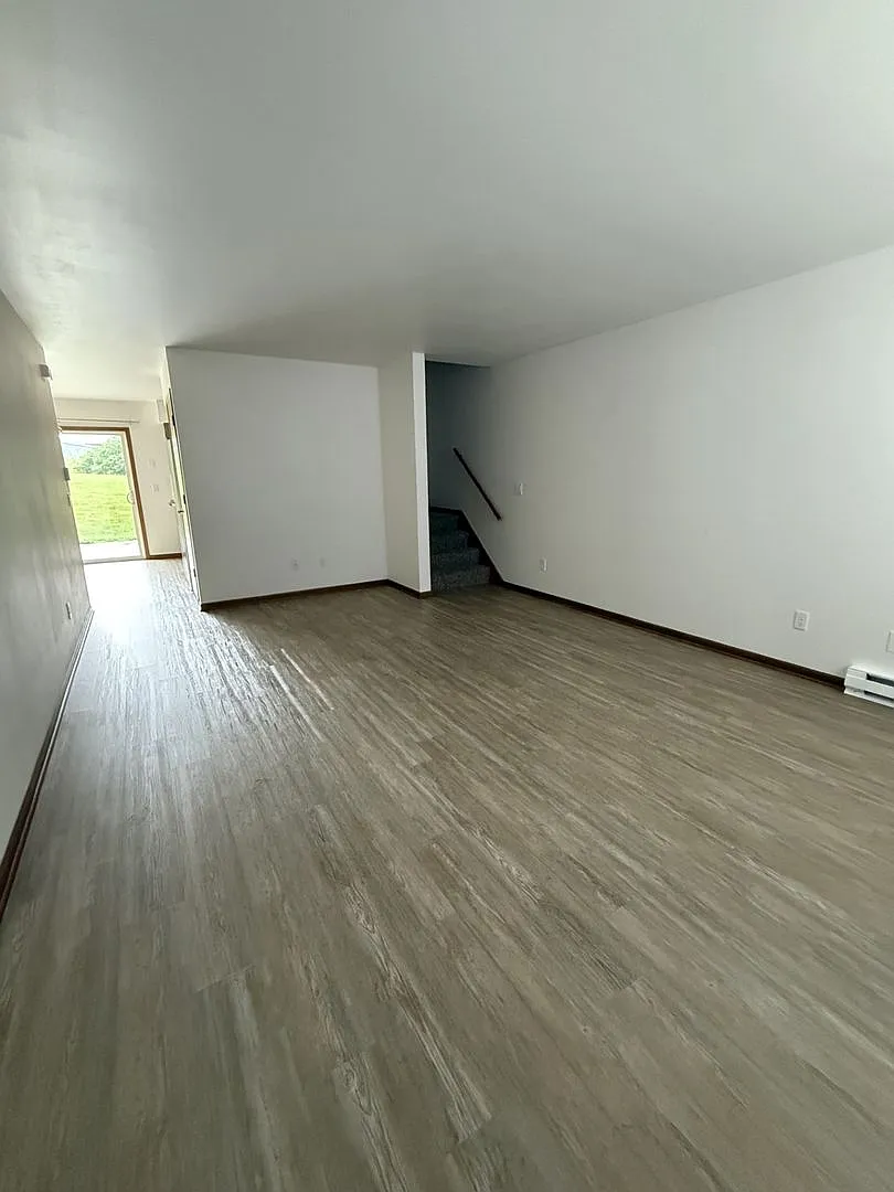 Hillside Townhomes — Photo 4