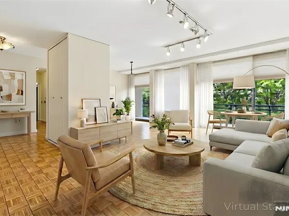 4 Horizon Rd APT 416, Fort Lee, NJ 07024