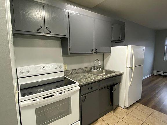 5th image of 1221 Arundel St #306
