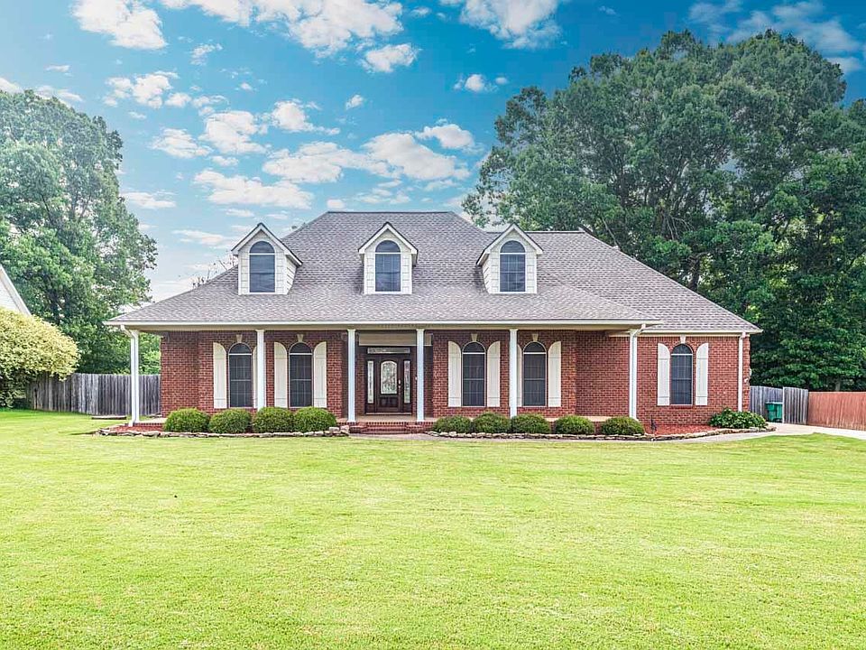 1st image of 446 Windchase Dr