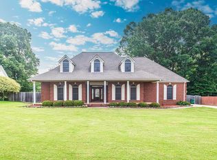 446 Windchase Dr, Munford, TN 38058