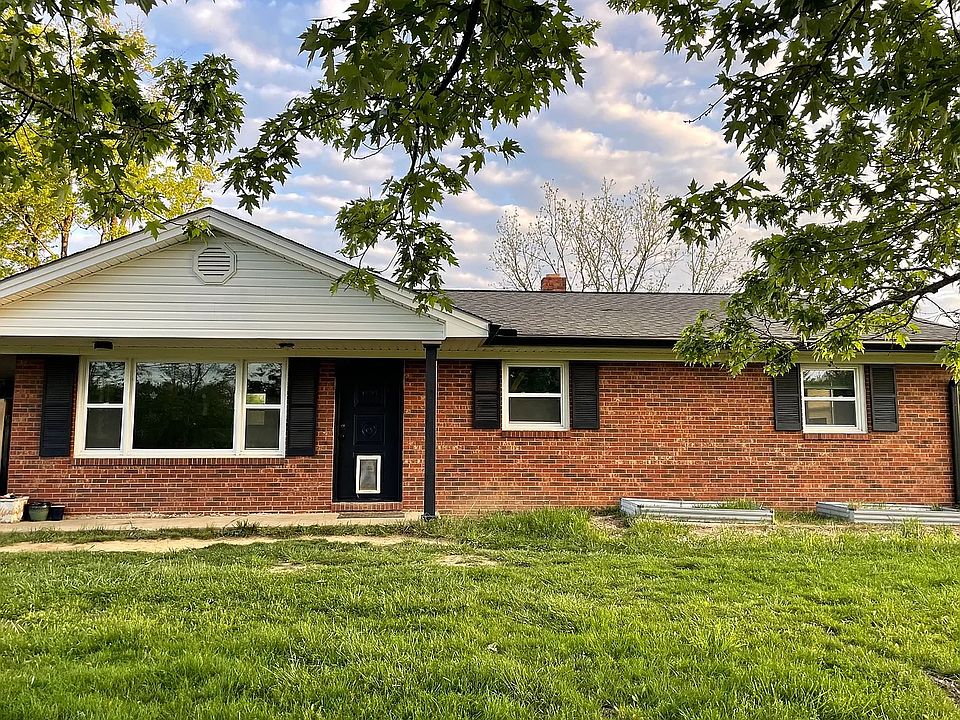 Updated ranch style home. 56 Wiley Drive. Asheville, NC 28804