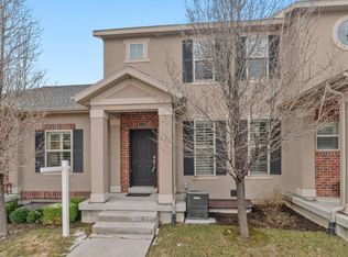 220 E Backhand Ln, Lehi, UT 84043