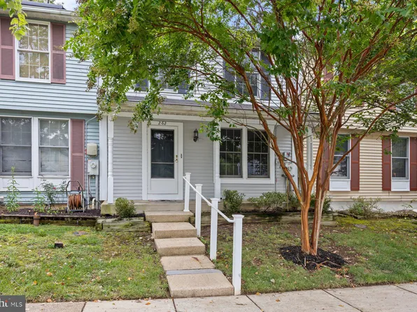 262 Woodoak Ct, Glen Burnie, MD 21061