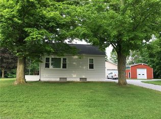 11216 Bloom Rd, Garrettsville, OH 44231