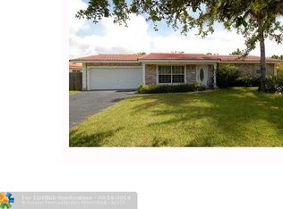 7141 NW 10th Pl, Plantation, FL 33313