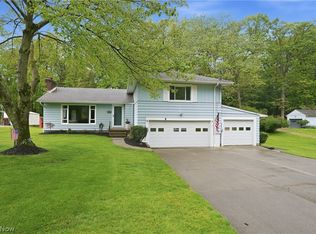 5912 Woodward Dr, Akron, OH 44319