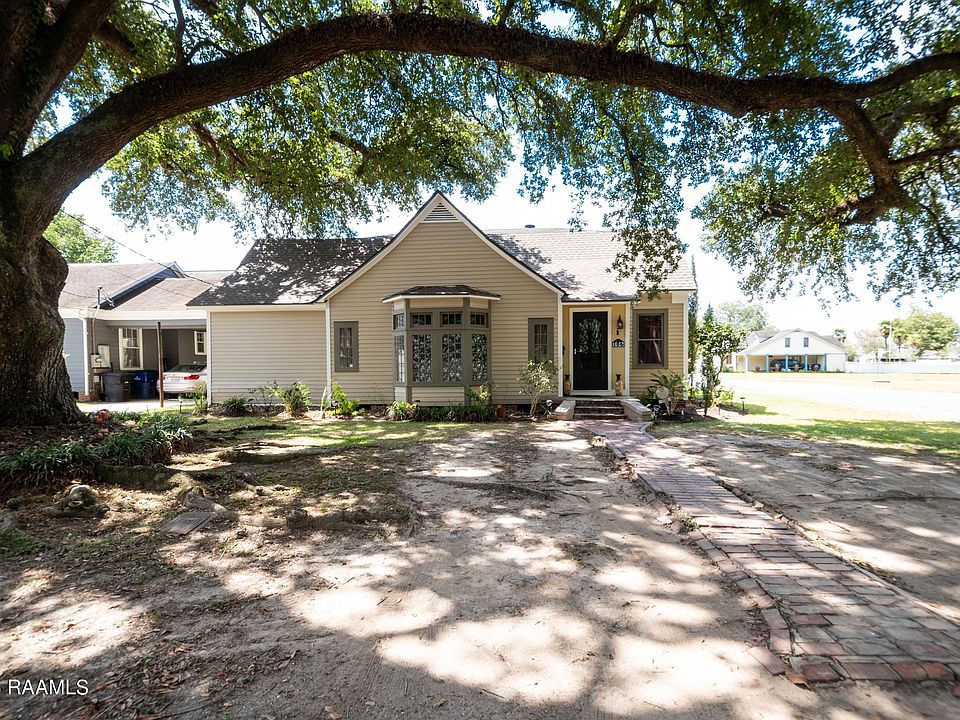 106 Edwards St, Abbeville, LA 70510 MLS 23007528 Zillow