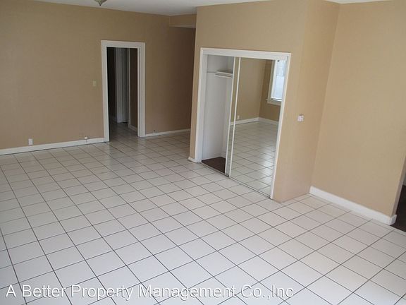 2nd image of 1146 Gladys Ave #1146