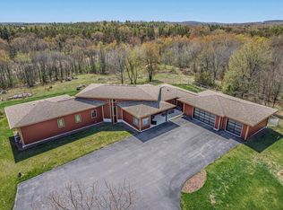 E7521 N Reedsburg Rd, Reedsburg, WI 53959