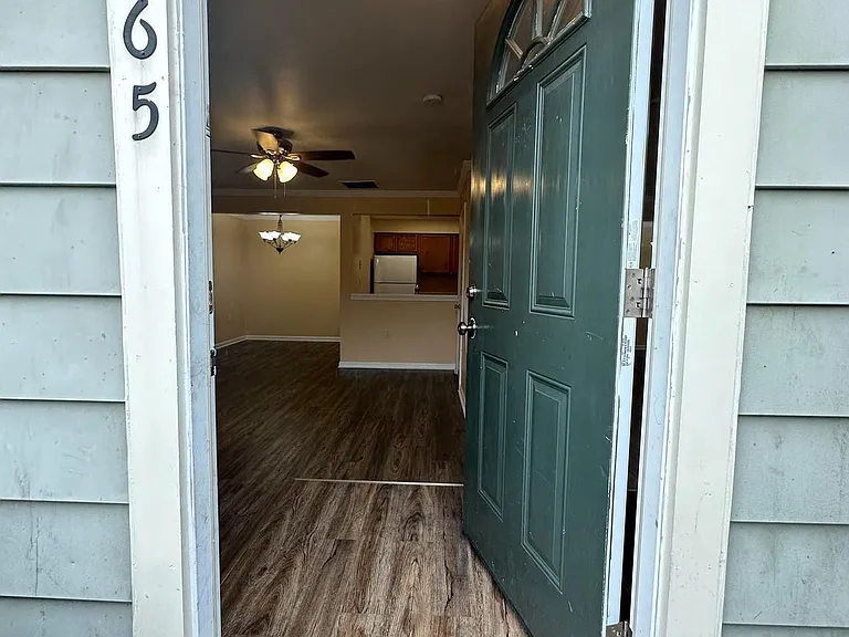 10465 Dylan Pl — Photo 3