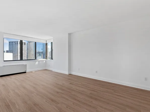 800 6th Avenue image 2 of 28