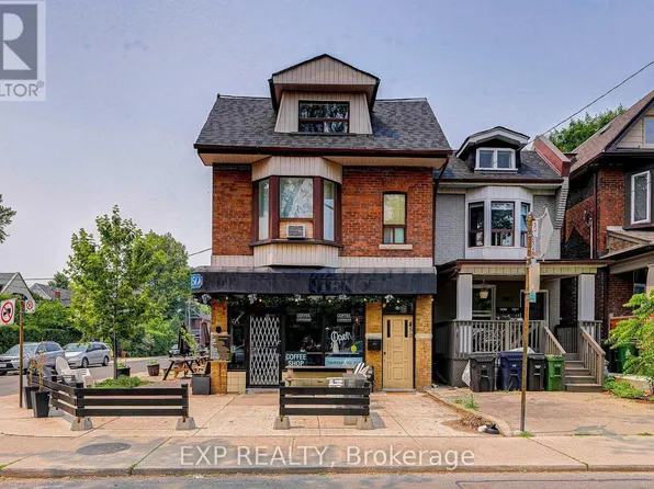 850 Carlaw Ave Floor 3, Toronto, ON M4K 3L3