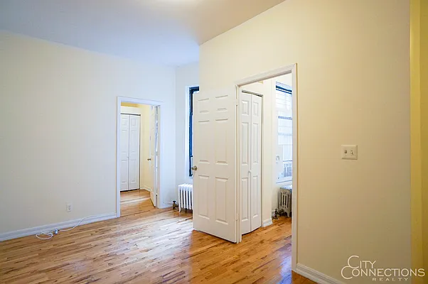 Rented by City Connections Realty | media 27