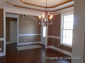 5th image of 817 Megan Dr