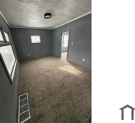 4th image of 4066 E 138th St