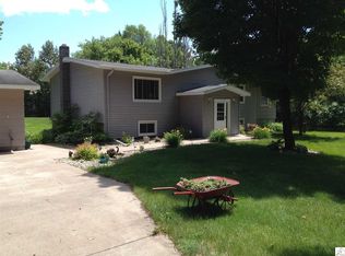 4188 North Rd, Moose Lake, MN 55767