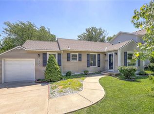 6005 Granada St, Fairway, KS 66205
