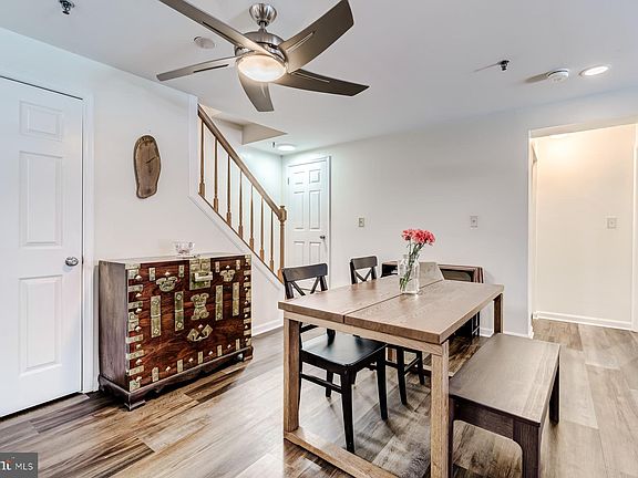5th image of 1100 Quaker Hill Dr APT 3