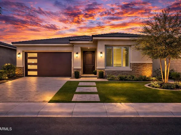 2831 E LOS GATOS Drive, Phoenix, AZ 85050