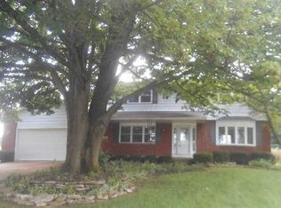 4890 Chancellor Dr, Grove City, OH 43123