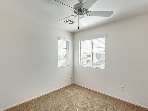 4th image of 1906 W Appaloosa Way