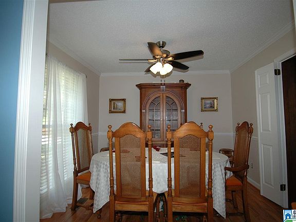 4th image of 1212 Kingston Dr