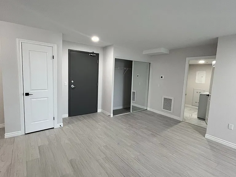 50 Otterbein Rd #405 — Photo 4