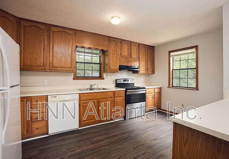 2838 Mitchell Pl #GARAGE APPT- B — Photo 3