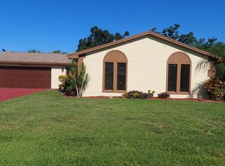 5501 Echo Pines Cir E, Fort Pierce, FL 34951