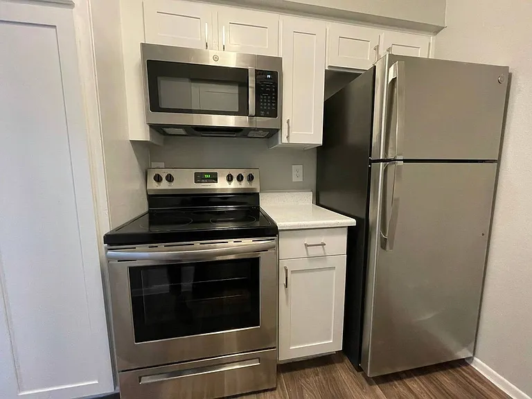 1x1 Kitchen (2)