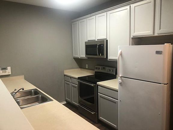 2nd image of 10726 Mathom Lndg APT 2
