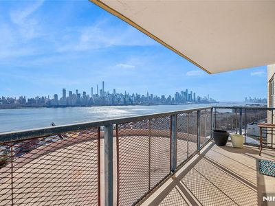 6600 John F Kennedy Blvd E #2D, West New York, NJ, 07093