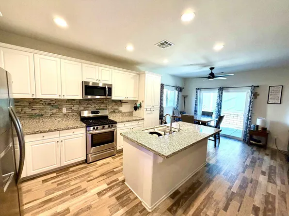 35345 Kinsky Way, Fallbrook, CA 92028