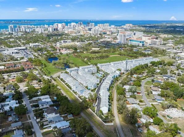 459 Wingfield Dr, Sarasota, FL 34237