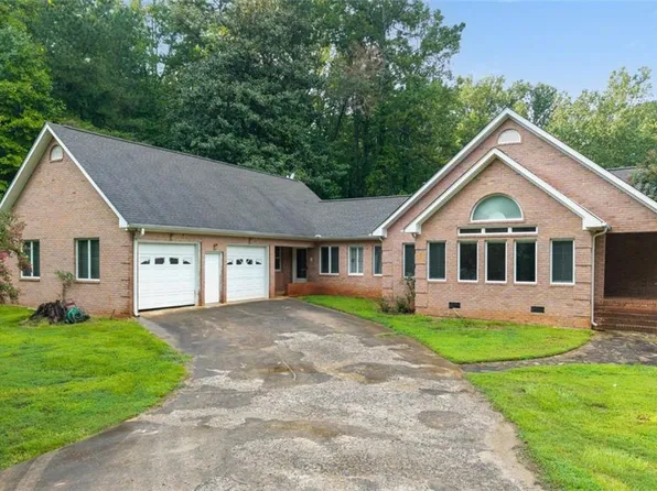 146 Cantrell Rd, Marble Hill, GA 30148