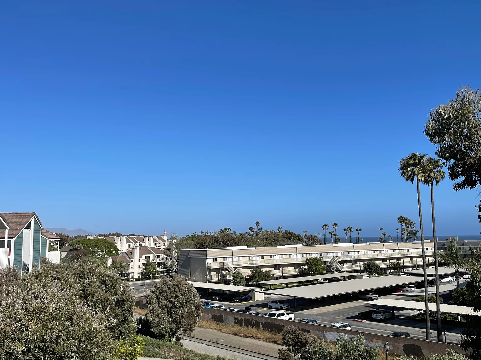 2 bed, 1.5 bath, 965 sqft, $2,575 — Photo 4