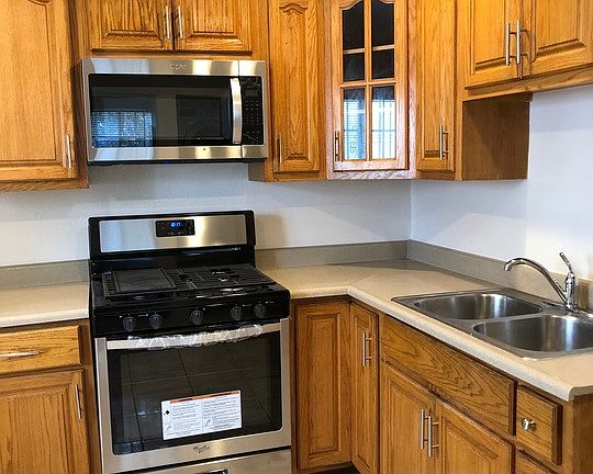 5th image of 721 W 41st Dr #1/2