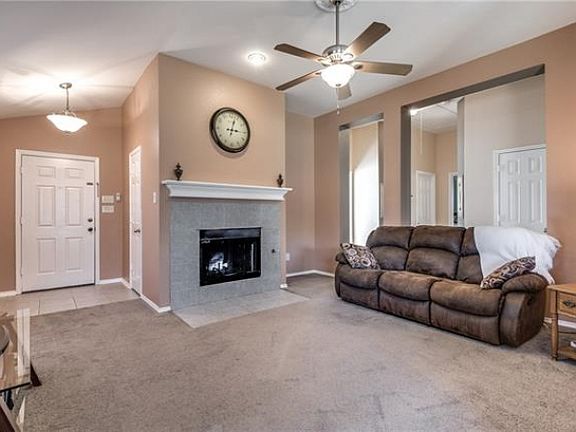 5th image of 9304 Vernon Ct