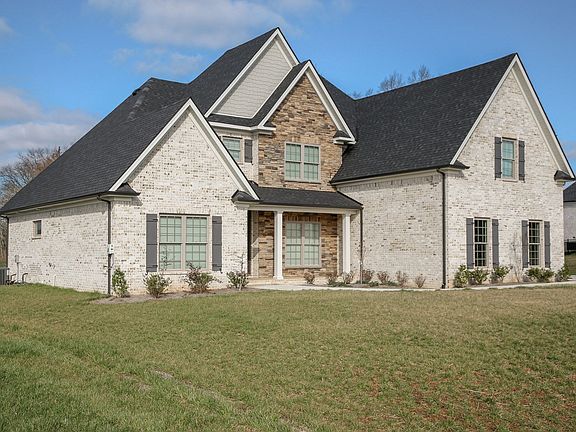 2nd image of 1509 Blueridge Dr