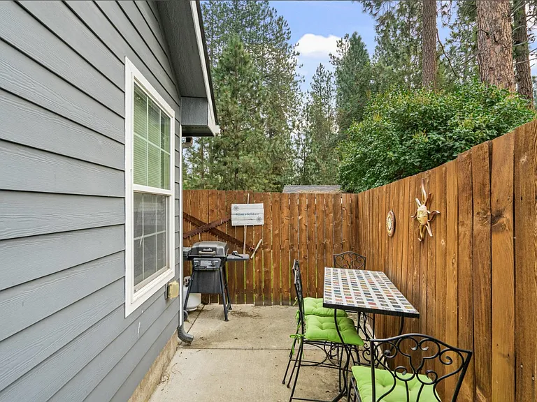 3200 N Wedgewood Loop — Photo 23