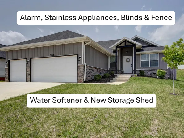 2013 S Edgewood Court, Ozark, MO 65721