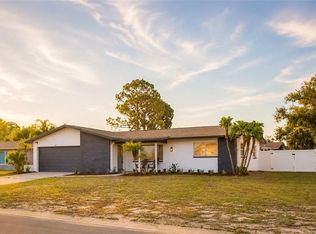 8601 139th St, Seminole, FL 33776