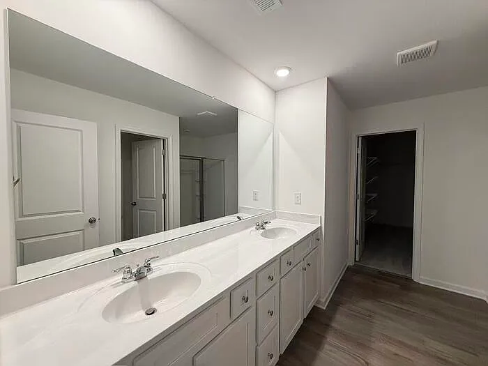 105 Elijah St — Photo 10