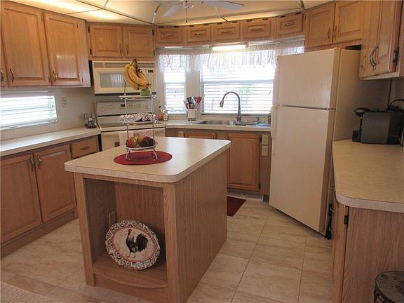 5th image of 846 Nettles Blvd