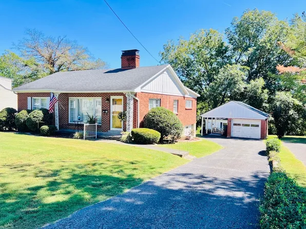 805 Greensburg St, Columbia, KY 42728